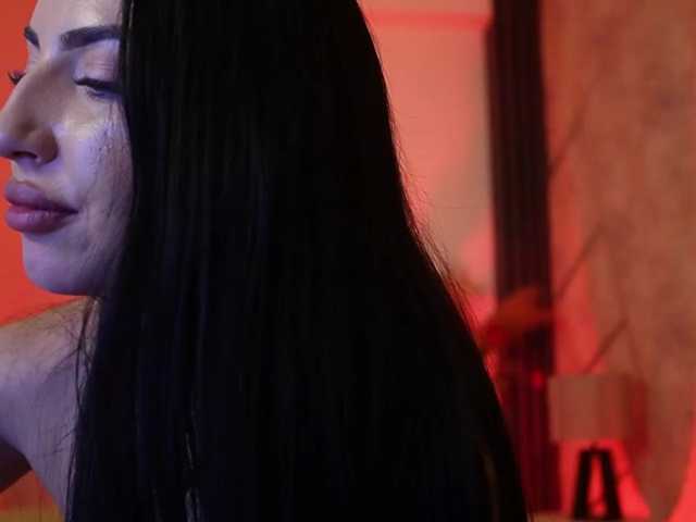 LilyL0u live cam on BongaCams