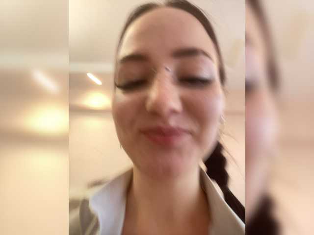 AstridStar live cam on BongaCams