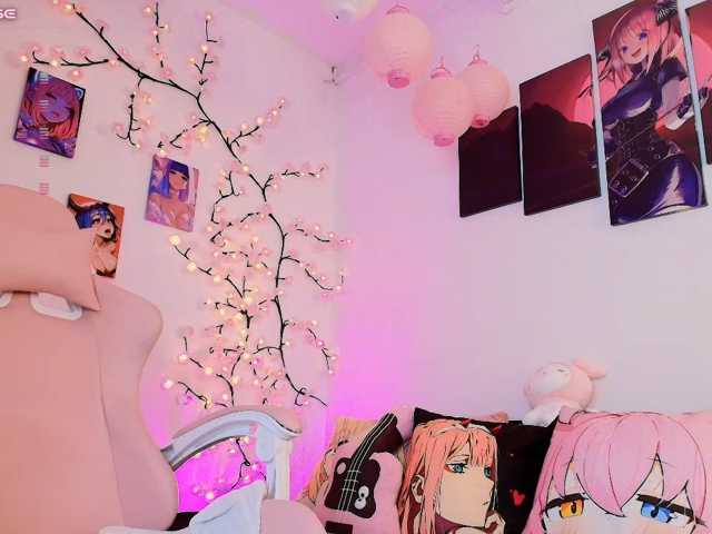 Anniecrow live cam on BongaCams