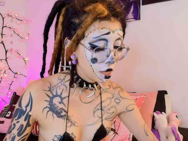 Anniecrow