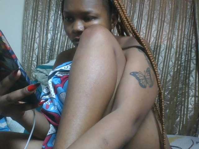Nudebliss live cam preview