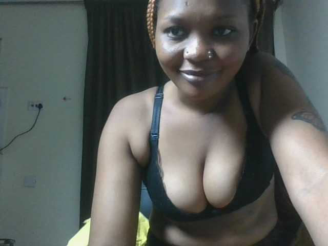 Nudebliss live cam on BongaCams