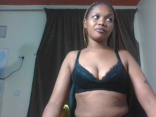 Nudebliss live cam