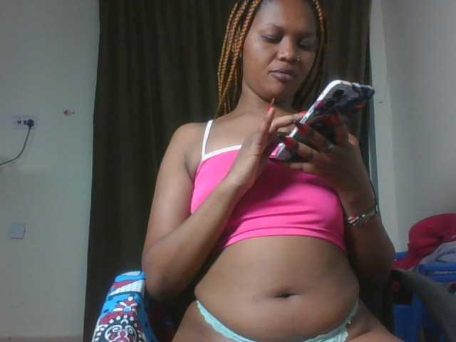 Nudebliss live cam