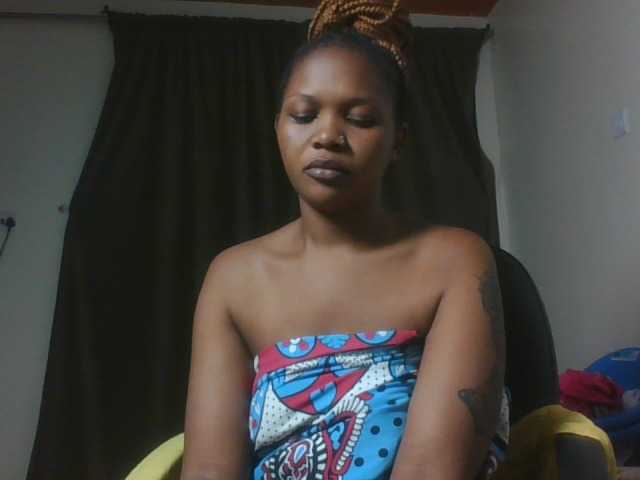 Nudebliss live cam