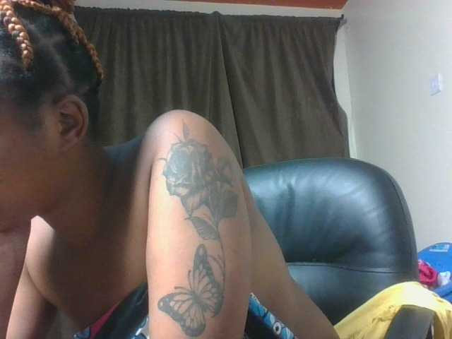Nudebliss live cam