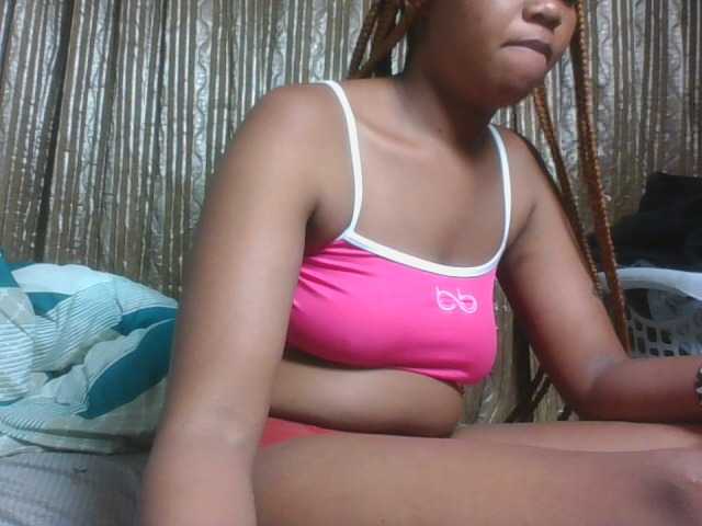 Nudebliss live cam on BongaCams