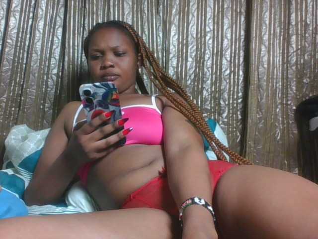 Nudebliss live cam on BongaCams