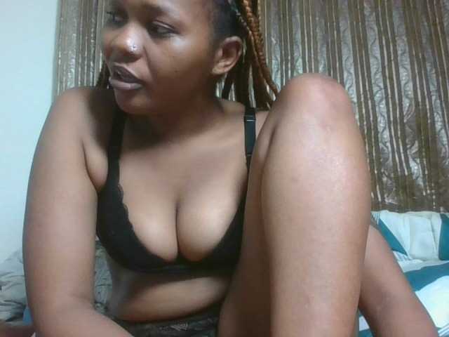 Nudebliss live cam