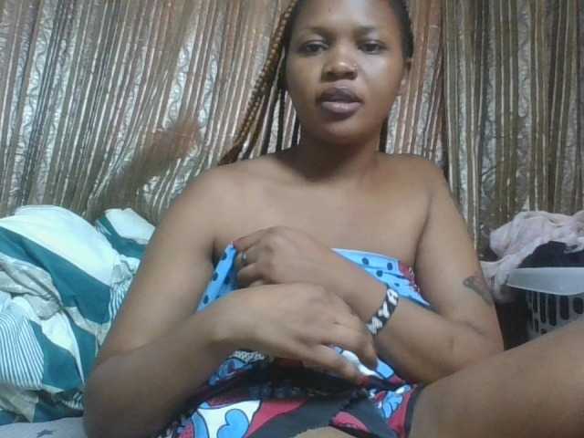 Nudebliss live cam on BongaCams