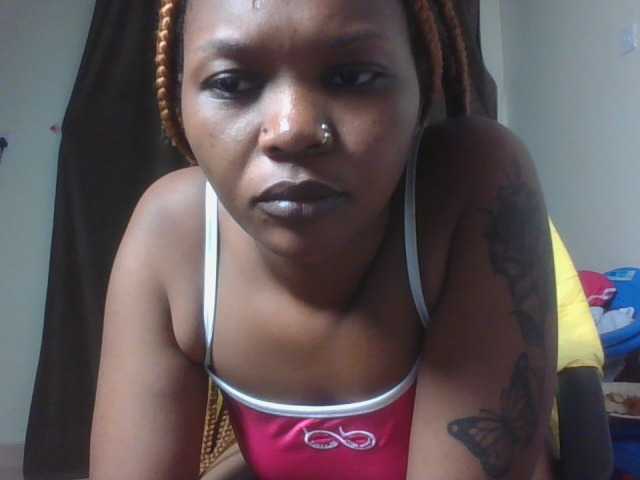 Nudebliss live cam