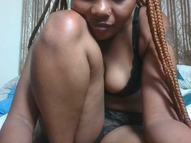 Nudebliss live cam