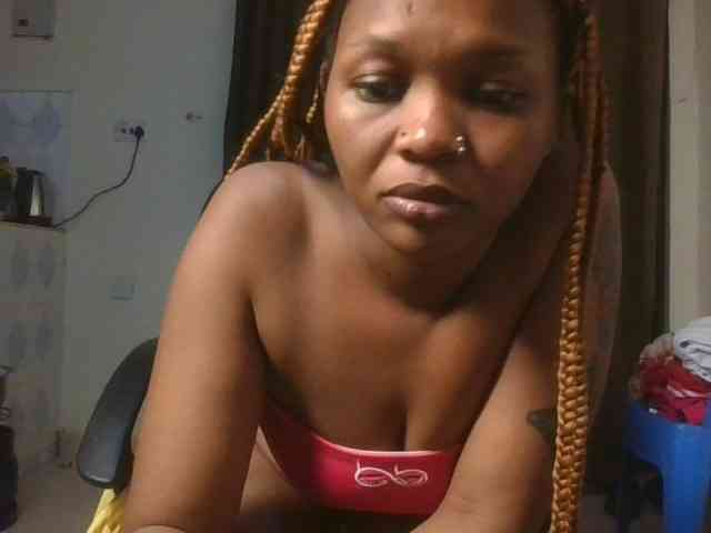 Nudebliss's webcam live show