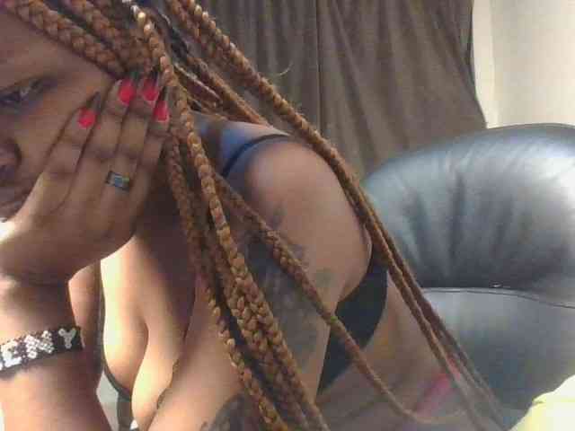 Model: Nudebliss