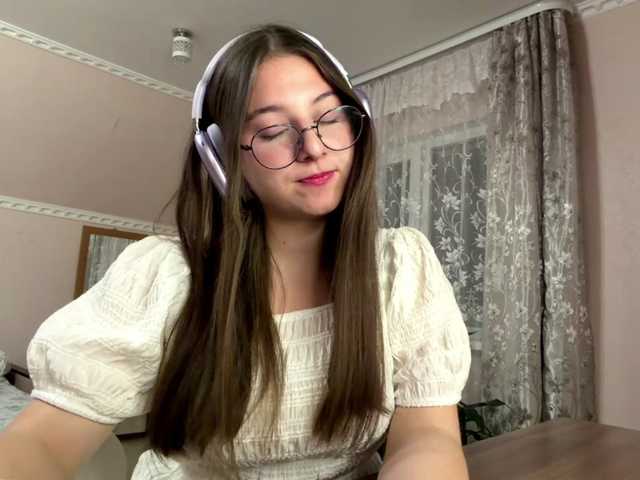 ElanaWilkin live cam on BongaCams