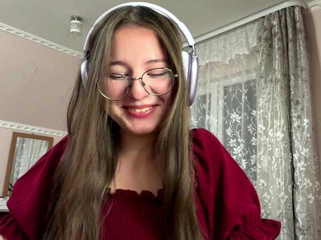 ElanaWilkin live cam on BongaCams