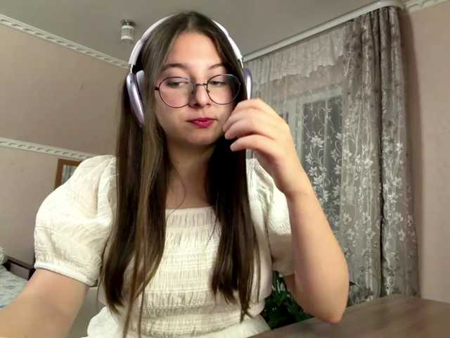 ElanaWilkin live cam on BongaCams