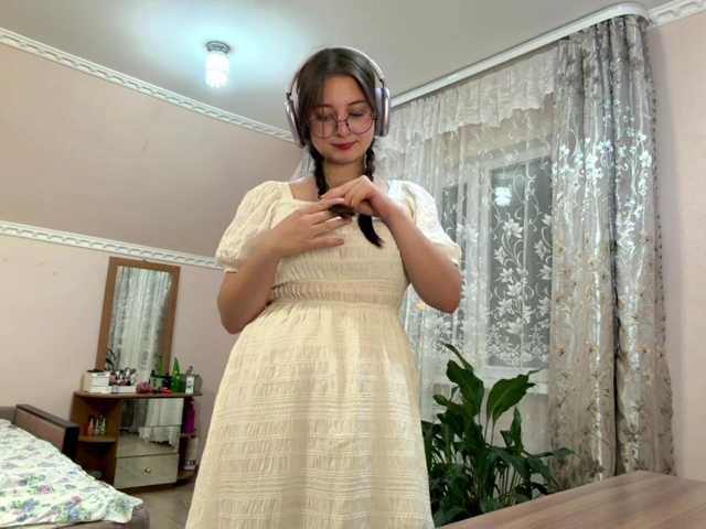ElanaWilkin live cam on BongaCams