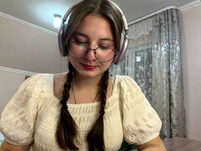 ElanaWilkin live cam preview
