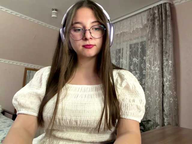 ElanaWilkin live cam on BongaCams