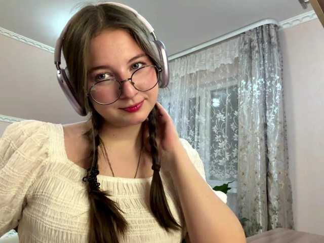 ElanaWilkin live cam on BongaCams