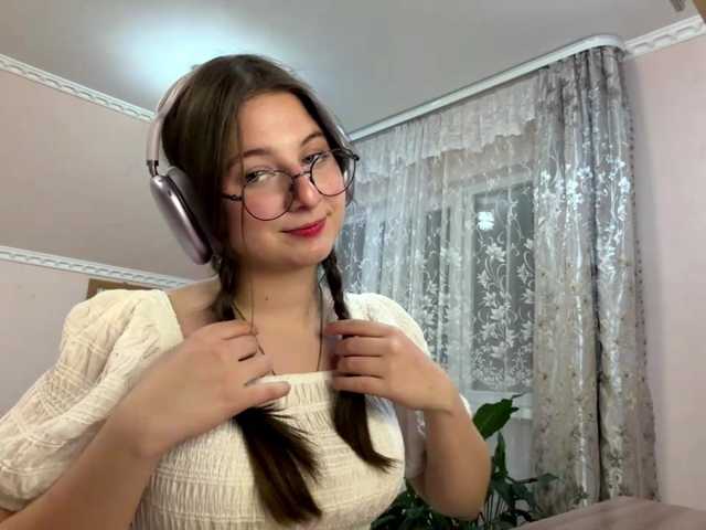 ElanaWilkin live cam on BongaCams
