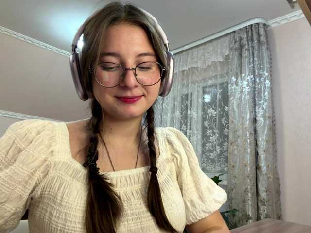 ElanaWilkin live cam on BongaCams