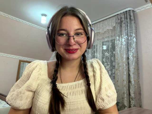 ElanaWilkin live cam on BongaCams