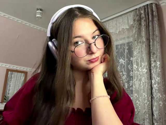 ElanaWilkin live cam on BongaCams