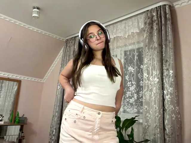 ElanaWilkin live cam on BongaCams