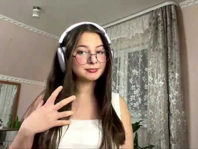 ElanaWilkin live cam on BongaCams