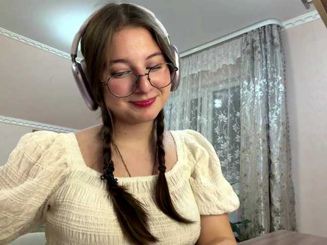 ElanaWilkin live cam on BongaCams