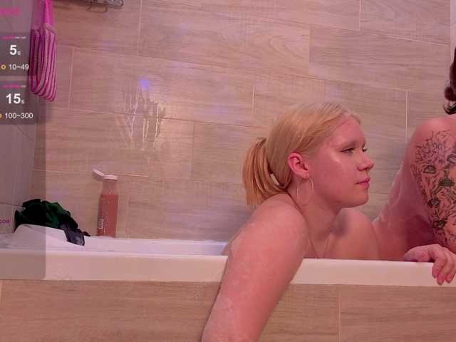 VICTORIAS-SECRETS live cam on BongaCams