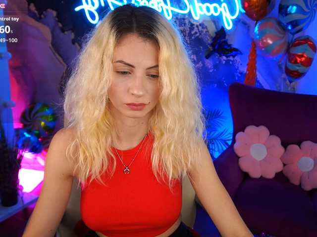 MiaofLove live cam on BongaCams