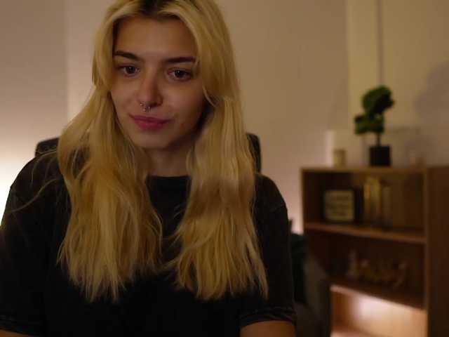 RomanNikia live cam on BongaCams