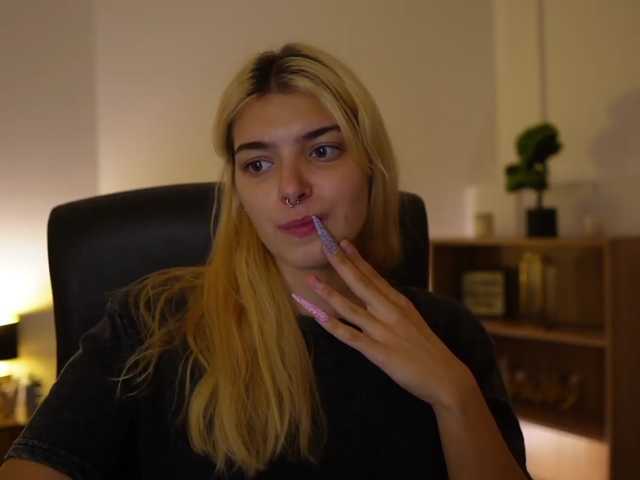 RomanNikia live cam on BongaCams