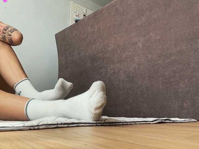 yoganfeet live cam on BongaCams