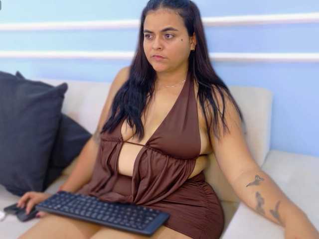 AureliaSinclair webcam