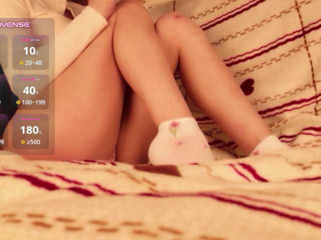 miaow live cam on BongaCams