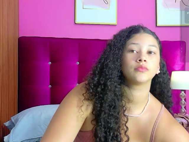 Forbiddenlatinafruit live cam on BongaCams
