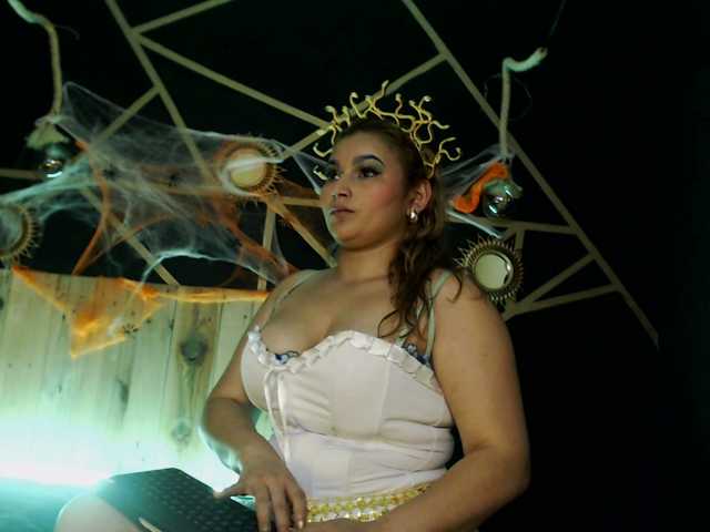 kaya-Doll live cam on BongaCams