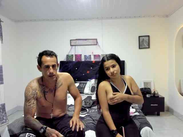 hot-little-addict webcam