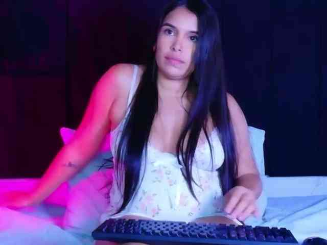 yourlovelyfantasy's live room
