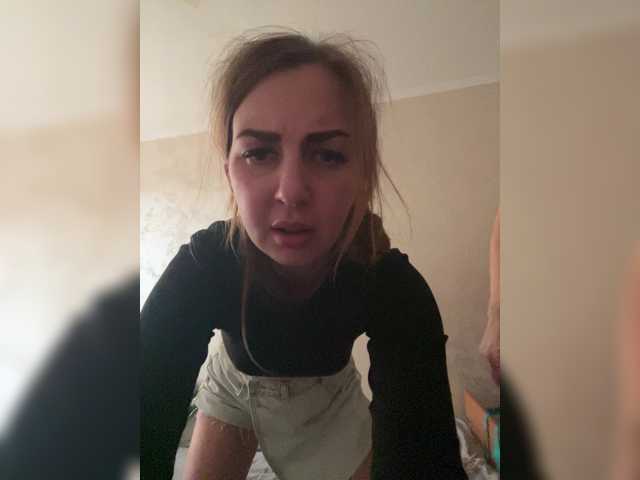 Diadi0608 live cam on BongaCams