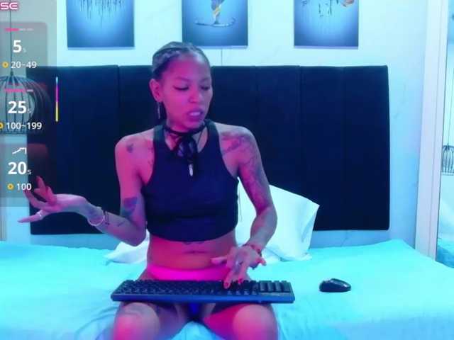 brunnetandwild live cam preview