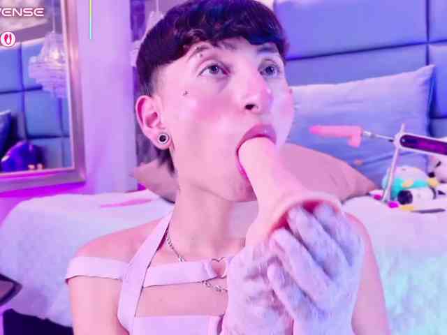 Femboy-Tiann Femboy-Tiann