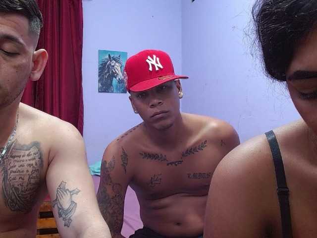 Interracialtwinks live cam