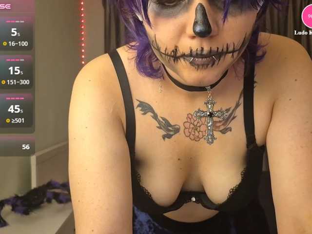 lovecome live cam on BongaCams