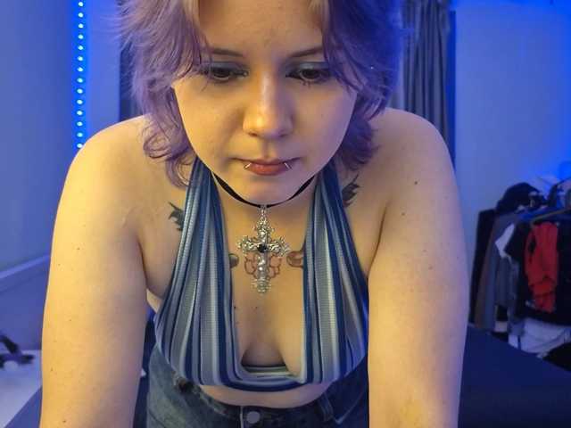 lovecome live cam on BongaCams