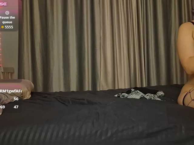 lovecome live cam on BongaCams